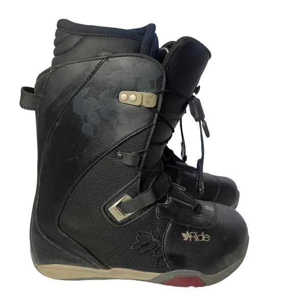 RIDE SAGE SNOWBOARD Women’s Black Snowboard Boots Size 9 Winter Sports Floral - Picture 1 of 10